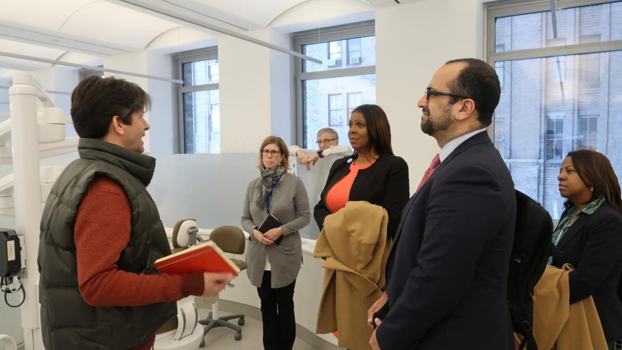 Letitia James New York S Attorney General Elect Visits College