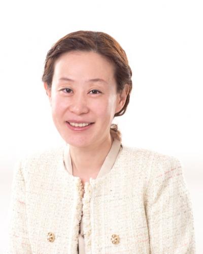 Angela J. Yoon, DDS Profile Headshot